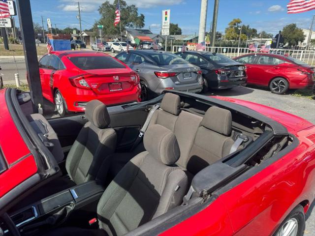 2013 Ford Mustang V6