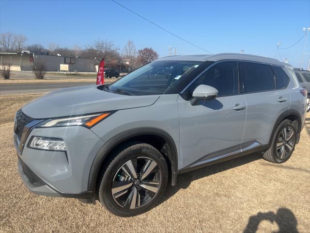 2021 Nissan Rogue SL's photo