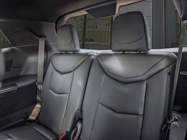 2025 Cadillac XT6 FWD Premium Luxury