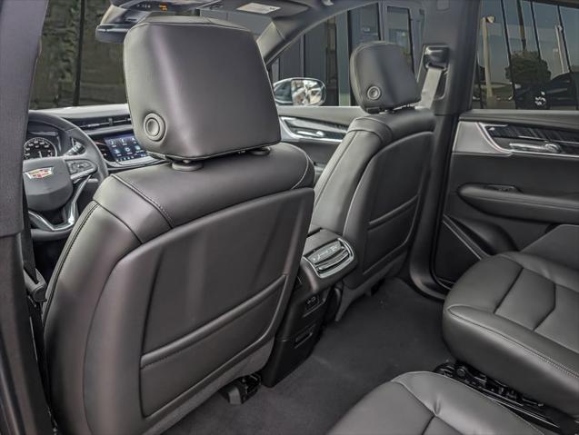 2025 Cadillac XT6 FWD Premium Luxury