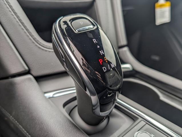 2025 Cadillac XT6 FWD Premium Luxury