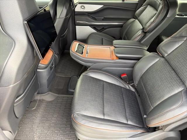 2025 Lincoln Navigator Black Label