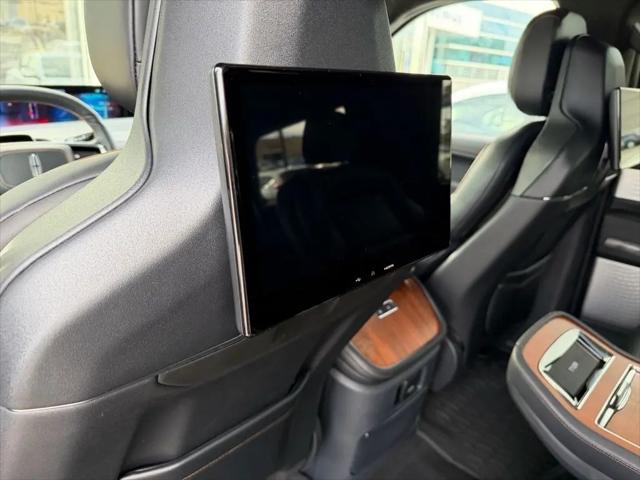 2025 Lincoln Navigator Black Label