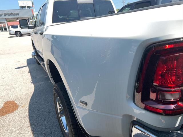 2026 Ram 3500 Tradesman Crew Cab 4x4 8' Box