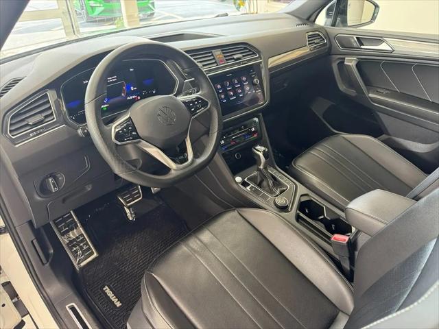 2022 Volkswagen Tiguan 2.0T SE R-Line Black