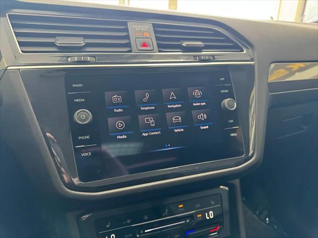 2022 Volkswagen Tiguan 2.0T SE R-Line Black