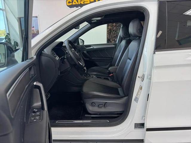 2022 Volkswagen Tiguan 2.0T SE R-Line Black