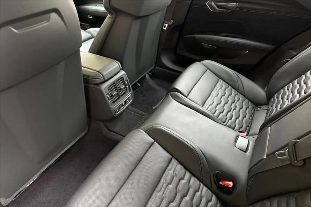 2026 Audi RS e-tron GT quattro