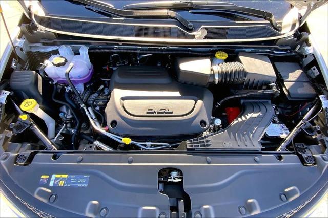 2026 Chrysler Voyager LX