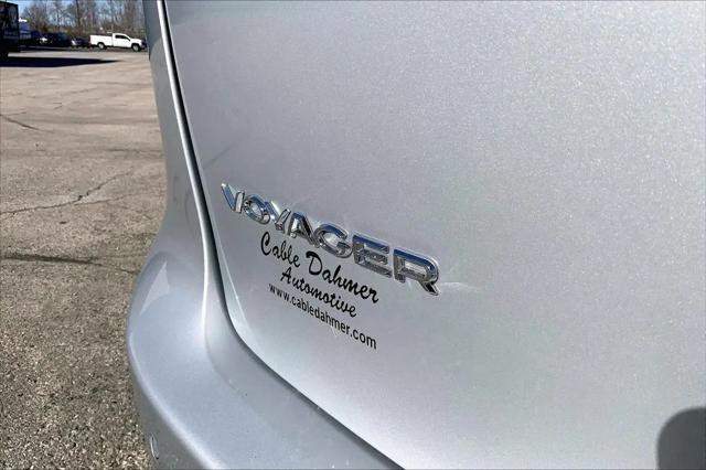2026 Chrysler Voyager LX