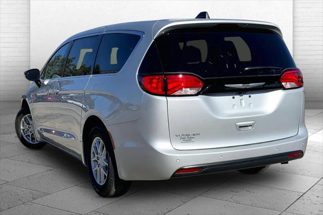 2026 Chrysler Voyager LX