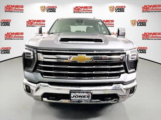 2025 Chevrolet Silverado 2500HD 4WD Crew Cab Standard Bed LTZ