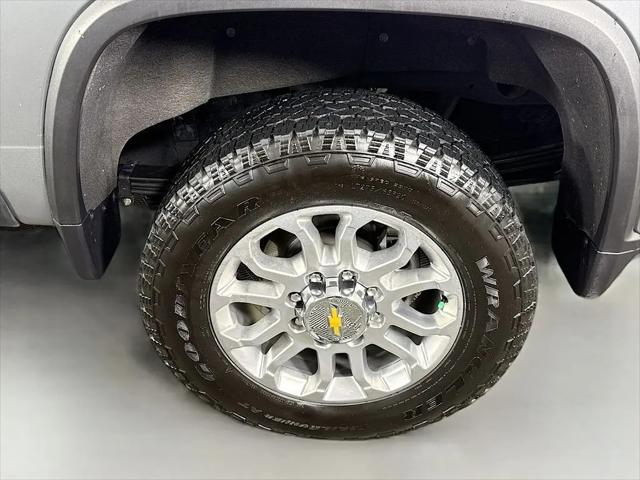 2025 Chevrolet Silverado 2500HD 4WD Crew Cab Standard Bed LTZ