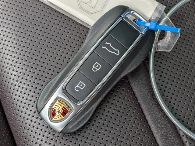 2025 Porsche Cayenne E-Hybrid Cayenne E-Hybrid