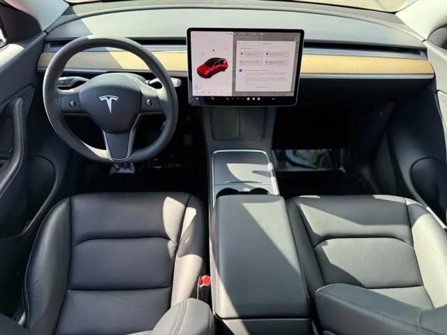 2024 Tesla Model Y Long Range Dual Motor All-Wheel Drive