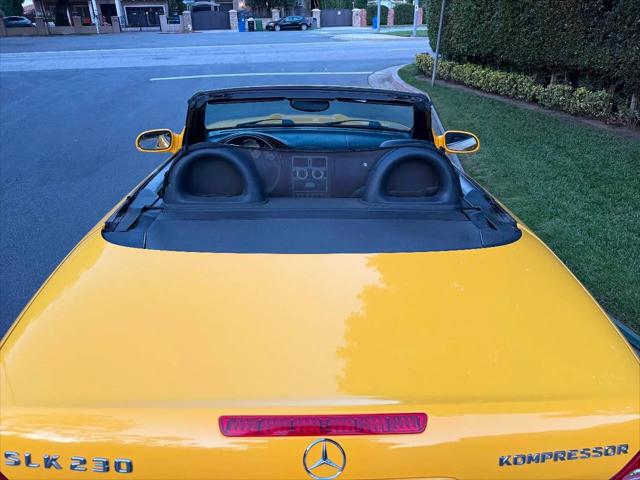 2000 Mercedes-Benz SLK Kompressor