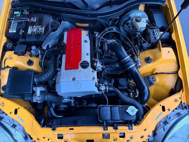 2000 Mercedes-Benz SLK Kompressor