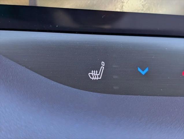 2026 Nissan LEAF PLATINUM+