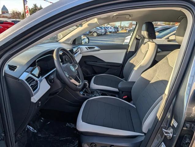2026 Volkswagen Taos SE
