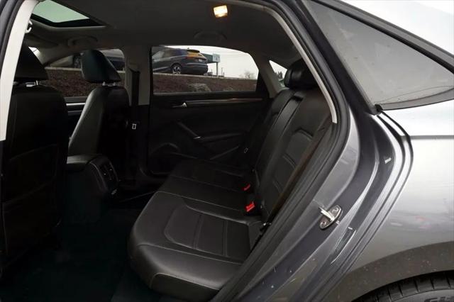 2020 Volkswagen Passat 2.0T R-Line