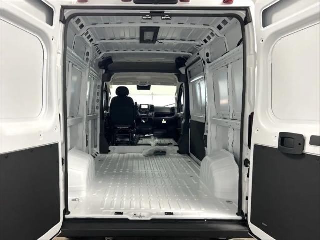 2024 Ram ProMaster Cargo Van Tradesman High Roof 136" WB