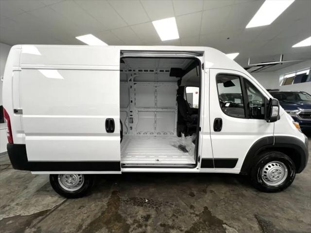 2024 Ram ProMaster Cargo Van Tradesman High Roof 136" WB