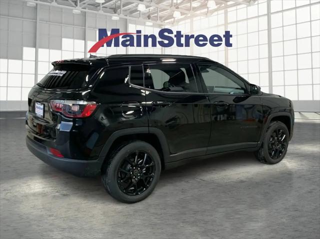2026 Jeep Compass Latitude Altitude