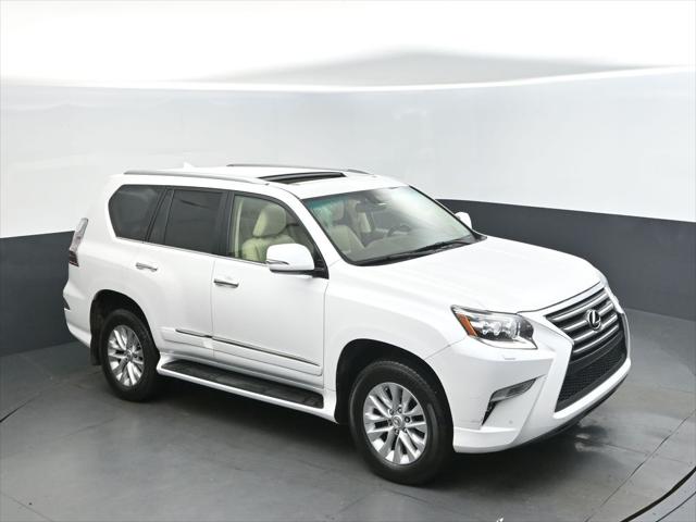 2017 Lexus GX Base's photo