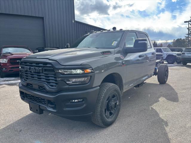 2026 RAM Ram 3500 Chassis Cab RAM 3500 TRADESMAN CREW CAB CHASSIS 4X4 60 CA