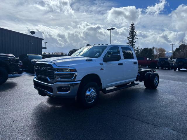 2026 RAM Ram 3500 Chassis Cab RAM 3500 TRADESMAN CREW CAB CHASSIS 4X4 60 CA