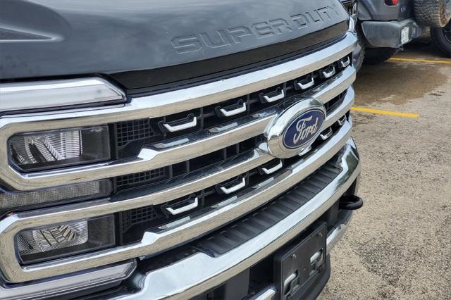 2025 Ford F-350 LARIAT