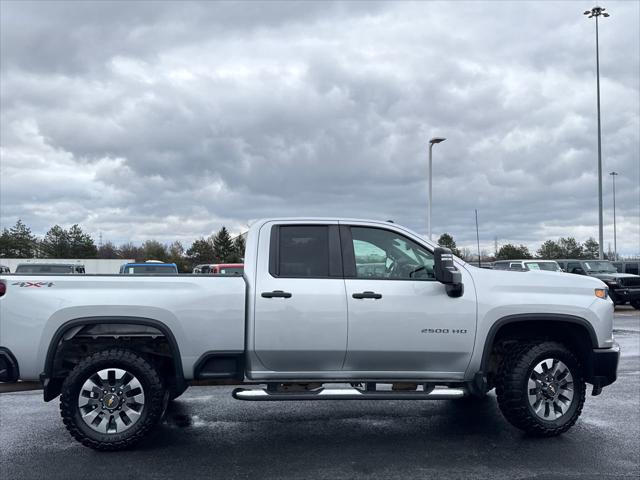2022 Chevrolet Silverado 2500HD 4WD Double Cab Standard Bed Custom 2022 Chevrolet Silverado 2500HD 4WD Double Cab Standard Bed Custom