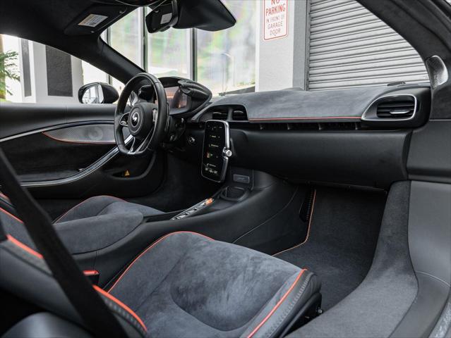 2025 Mclaren Artura Coupe