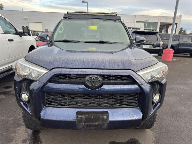 2019 Toyota 4Runner SR5 2019 Toyota 4Runner SR5
