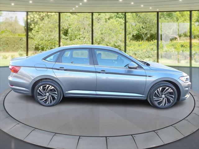 2019 Volkswagen Jetta SEL Premium