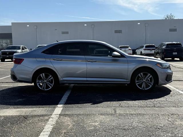 2022 Volkswagen Jetta 1.5T SE