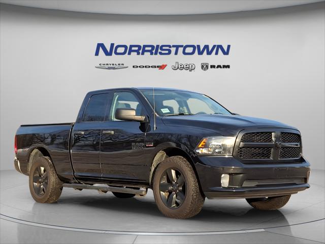 2017 RAM 1500 Express Quad Cab 4x4 64 Box