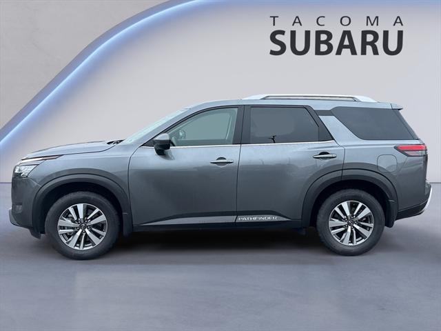 2023 Nissan Pathfinder SL 4WD
