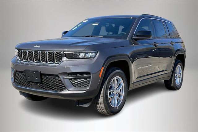 2025 Jeep Grand Cherokee GRAND CHEROKEE LAREDO X 4X2
