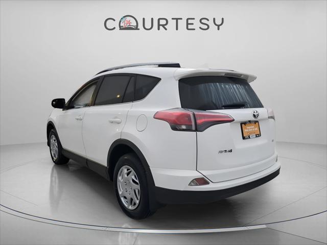 2018 Toyota RAV4 LE 2018 Toyota RAV4 LE