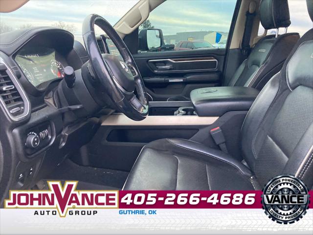 2019 RAM 1500 Laramie Crew Cab 4x4 57 Box 2019 RAM 1500 Laramie Crew Cab 4x4 57 Box