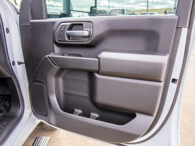 2026 GMC Sierra 3500HD Crew Cab, Long Bed, Pro Dual Rear Wheel, 4WD
