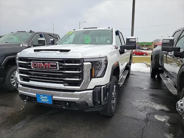 2025 GMC Sierra 2500HD 4WD Crew Cab Standard Bed SLT for sale in Viroqua, WI