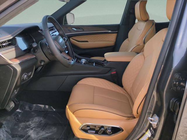 2025 Jeep Grand Cherokee L Summit 4x4