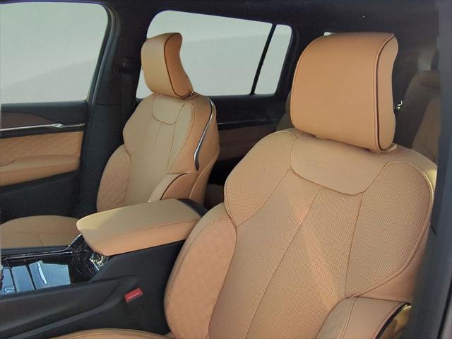 2025 Jeep Grand Cherokee L Summit 4x4