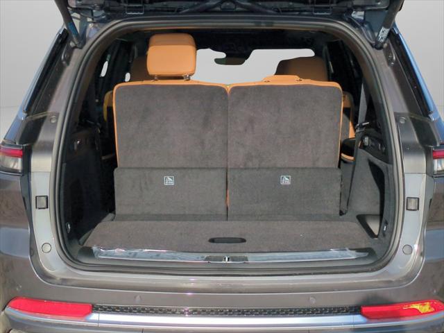 2025 Jeep Grand Cherokee L Summit 4x4