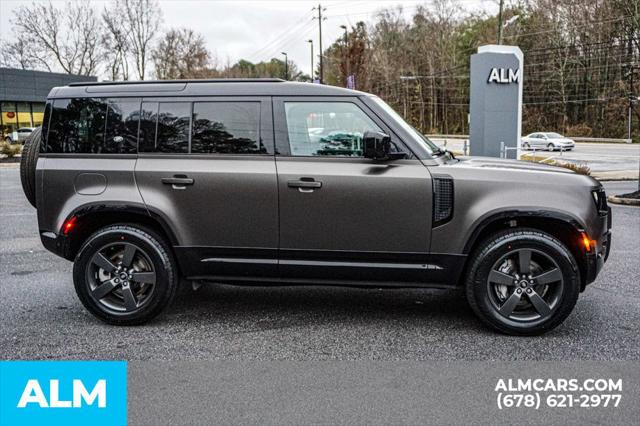 2023 Land Rover Defender 110 X-Dynamic SE