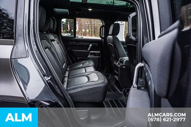 2023 Land Rover Defender 110 X-Dynamic SE