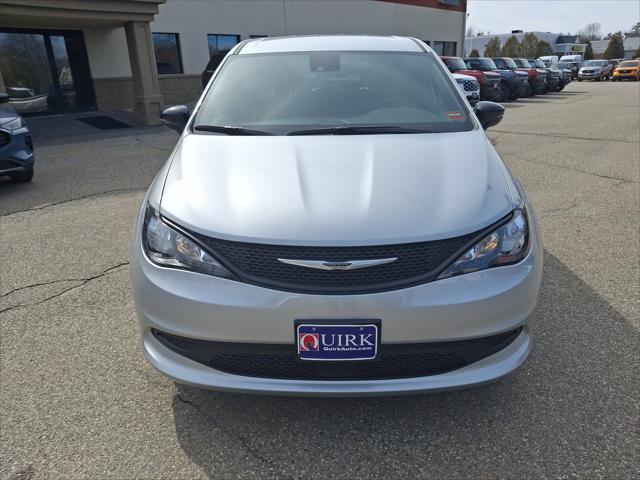 2026 Chrysler Voyager VOYAGER LX