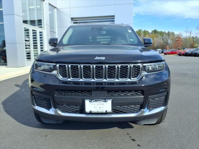 2023 Jeep Grand Cherokee L Laredo 4x2 2023 Jeep Grand Cherokee L Laredo 4x2